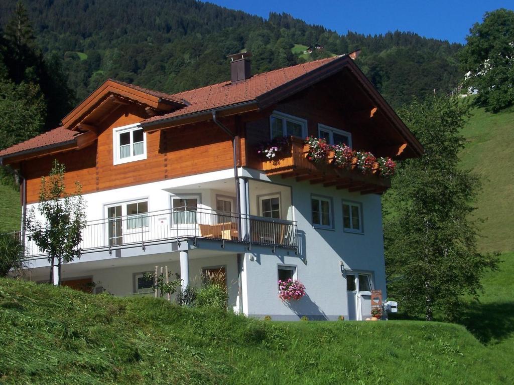 Ferienwohnung Roschitz Schruns Екстериор снимка